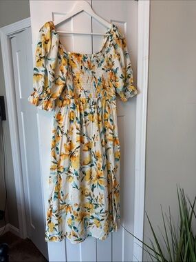 GAP Yellow Floral Smocked Puff-Sleeve Midi Dress